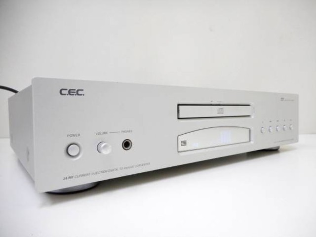 C.E.C CDプレーヤー CDデッキ CD3300R　お買取