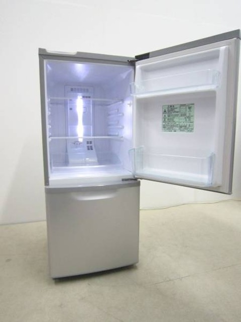 ♻️送料設置無料　Panasonic ノンフロン冷凍冷蔵庫NR-B147W-W 355番 Panasonic✨ノンフロン冷凍冷蔵庫✨NR-B147W-W‼️