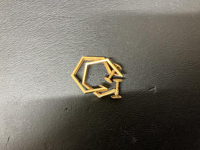 金買取　プラチナ買取　ダイヤ買取　イヤリング買取　遺品整理　買取箕面　おたからや箕面店