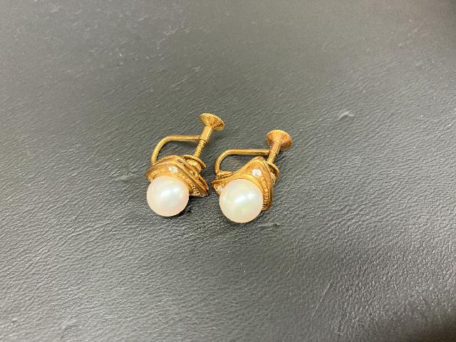 金買取　プラチナ買取　イヤリング買取　アクセサリー買取　遺品整理　買取箕面　おたからや箕面店