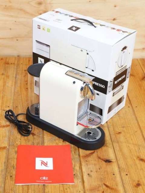 ネスプレッソ コーヒーメーカー