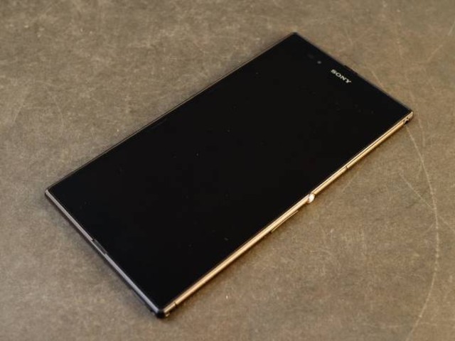 au XPERIA Z Ultra SOL24 ブラック 判定× SONY
