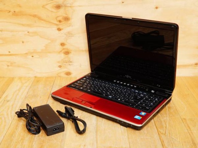 Core i5 ノートパソコン 富士通 FMV-BIBLO NF/G70