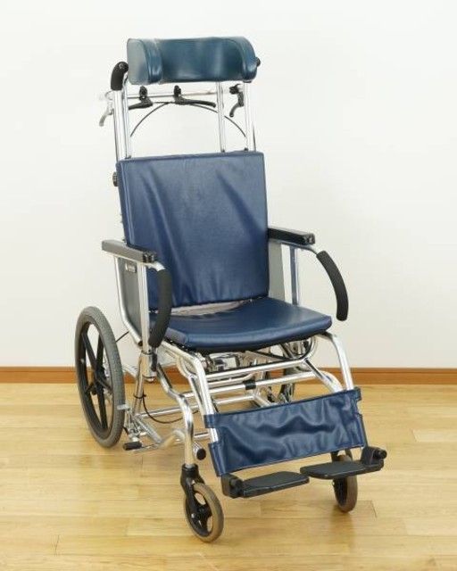 マツナガ 介助用 ティルト＆リクライニング 車いす 消毒済♪
