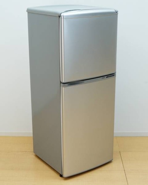AQUA アクア 2ドア 冷蔵庫 137L AQR14E9B 2013年（冷蔵庫・冷凍庫）の買取価格 （ID319387）｜おいくら