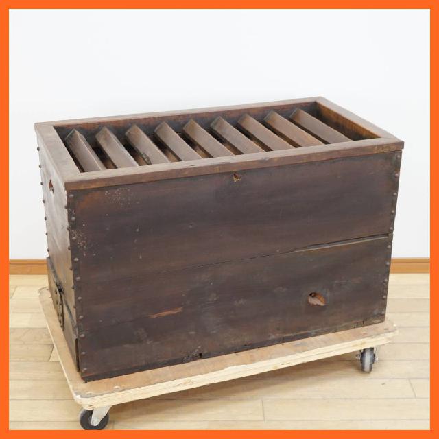 仏教美術 和櫃型 天然木 賽銭箱 幅約85.2cm 奥行約46.5cm 高さ約53.0cm 引出付 