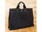 HERMES トートバッグ ドーヴィルMMの詳細ページを開く