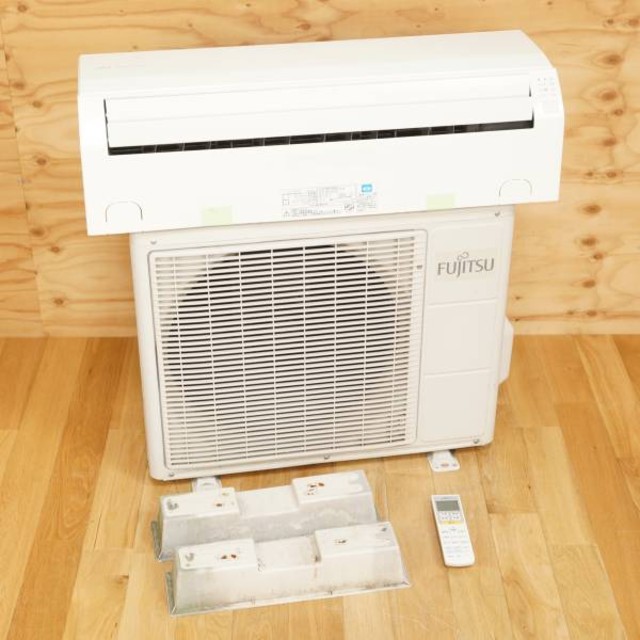 富士通 ルームエアコン 2.2kW AS-V22W   
