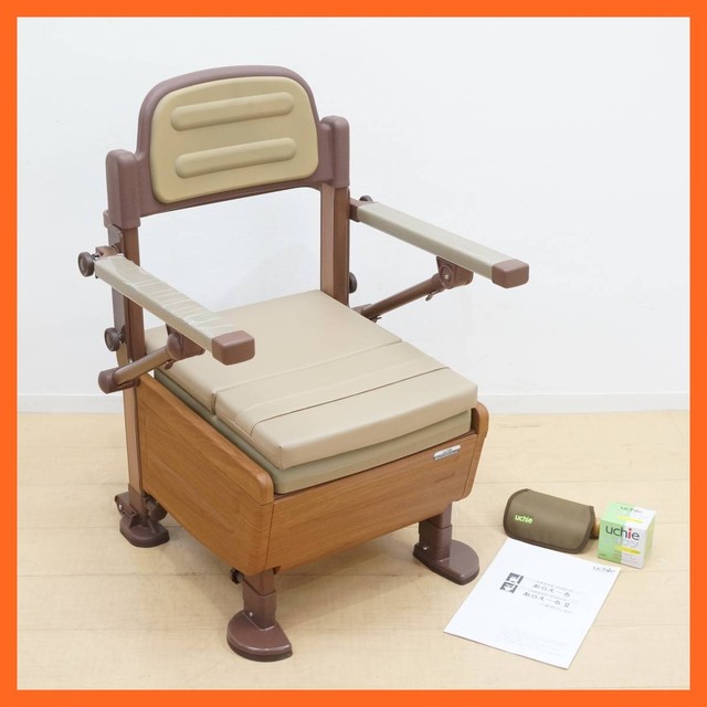 ウチヱ uchieポータブルトイレ 介護用品 （介護用品）の買取価格 （ID