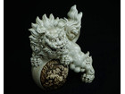 陶磁器 玉乗獅子 唐獅子 置物 在銘の詳細ページを開く