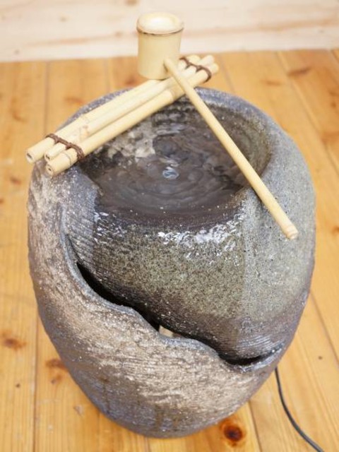 信楽焼 電動つくばい