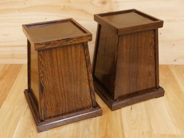 鉄刀木　花台　骨董 鉄刀木 仏具花台 （ その他家具）の買取価格 （ID:133376）｜おいくら