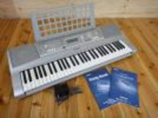 YAMAHA 電子キーボード