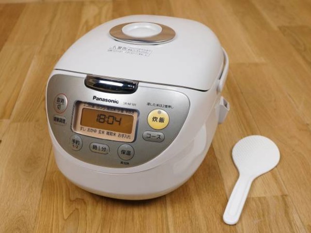 Panasonic 炊飯ジャーSR-NF101