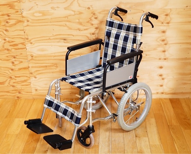 マツナガ 介助用 車いす