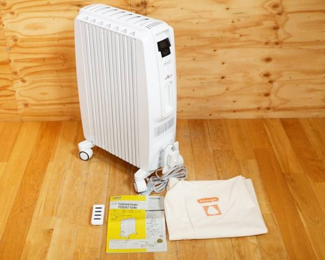 【美品】デロンギ DeLonghi オイルヒーター TDD0712W デロンギ製 年式不明中古オイルヒーター TDD0712W