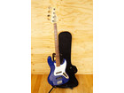 スクワイア by Fender ジャズベース ケース付 の詳細ページを開く