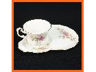 ROYAL ALBERT ロイヤルアルバート ボーンチャイナ モスローズ 薔薇 コーヒーカップ プの詳細ページを開く