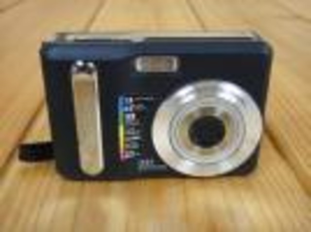 Polaroid コンパクトデジカメ