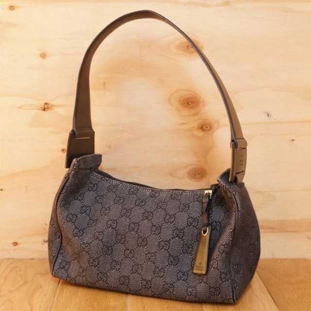 GUCCI CCキャンバスワンショルダー