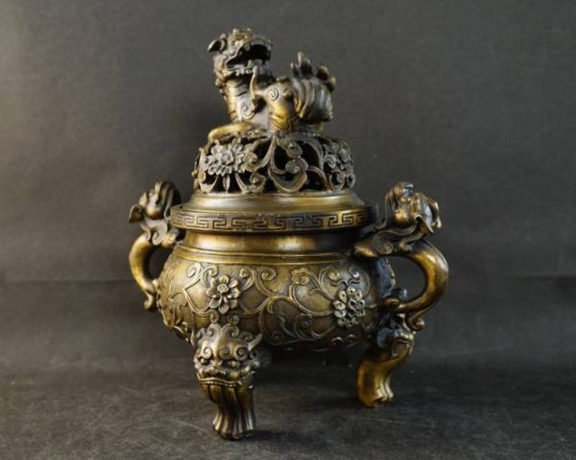 銅製 三ツ足獅子 香炉 宣徳 在銘 茶道具