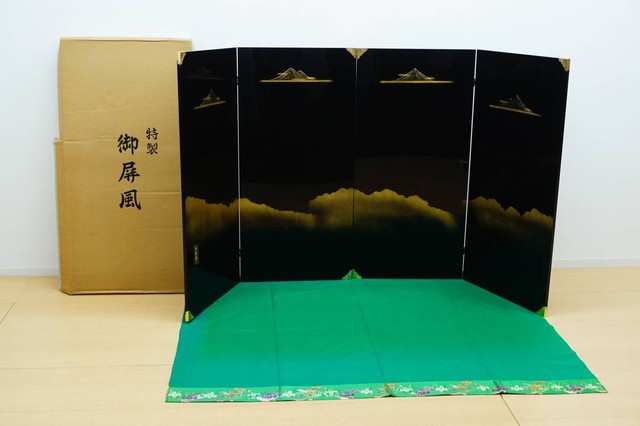 特製 屏風 盛上連山 35号 本金盛上 敷物
