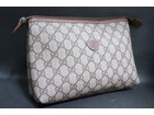 GUCCI GGセカンドバッグの詳細ページを開く