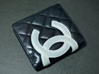 CHANEL カンボン財布の詳細ページを開く