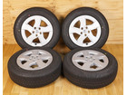 トヨタ 未使用 純正ホイール 195/65R15 プリウス　カー用品の詳細ページを開く