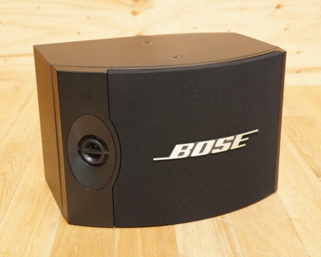 BOSE ミドルサイズスピーカー