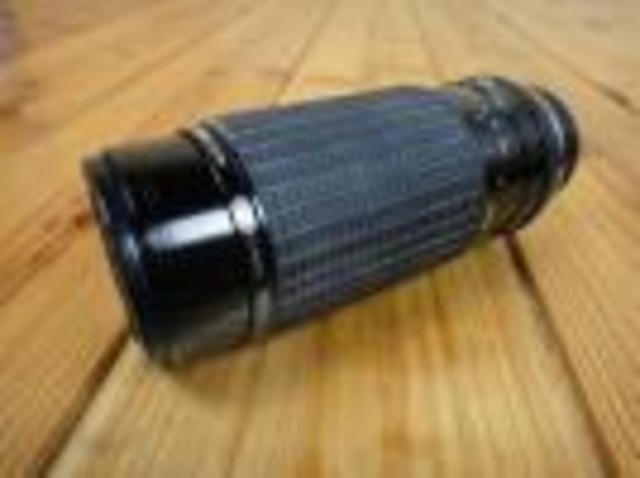 SIGMA ズームレンズ75-300mm