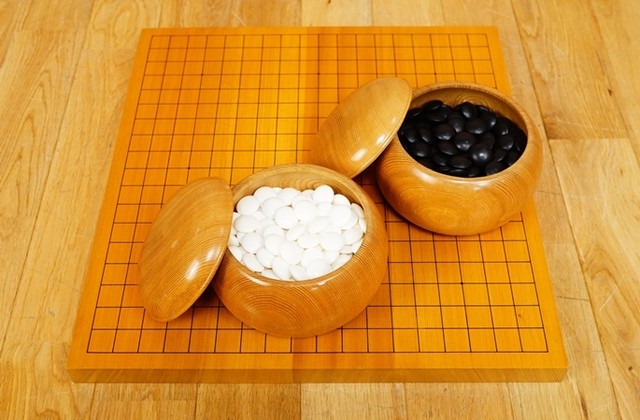 囲碁 碁盤・碁石セット 本桂｜碁盤30号卓上 3点セット｜本