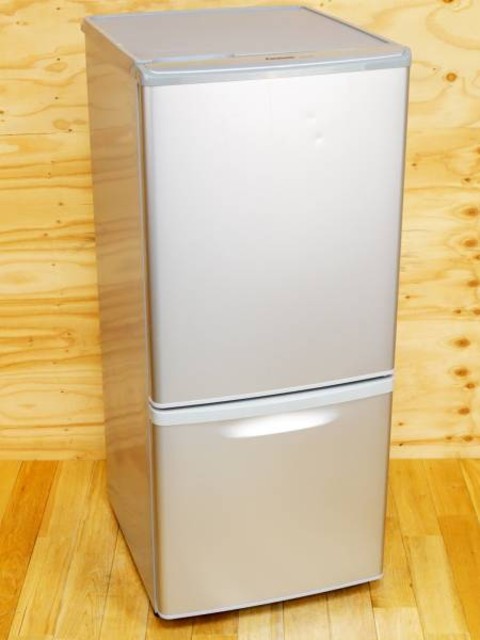 パナソニック 2ドア 冷蔵庫 138L NR-B142W     