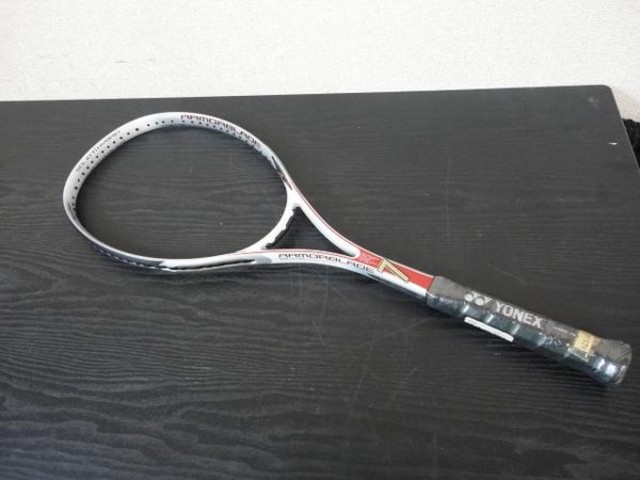 ヨネックス 軟式 テニスラケット Armorblade 7 その他スポーツ用具 の買取価格 Id おいくら
