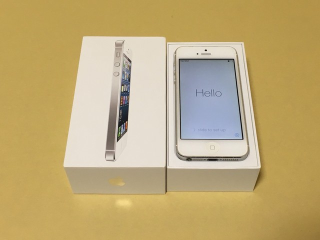 iPhone5 本体 iPhone 5｜価格比較・最新情報 - 価格.com