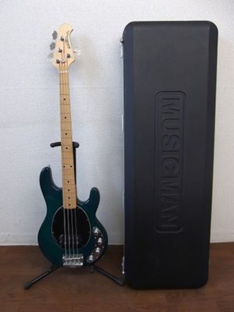 Ernie Ball Music Man Stingray 4弦ベース