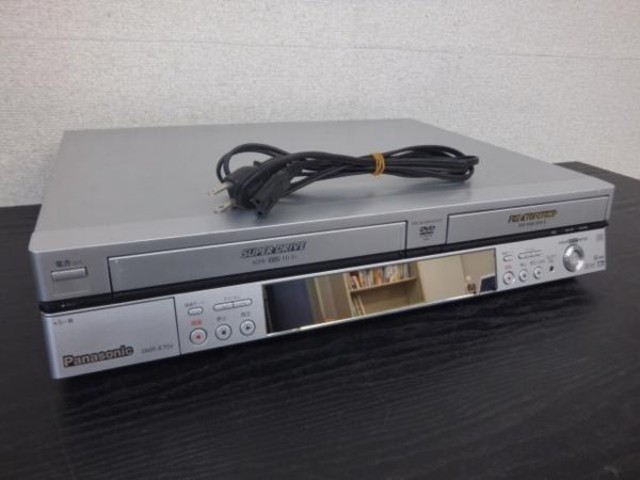 Panasonic パナソニック VHS/DVDレコーダー DMR-E70V （ DVDプレーヤー