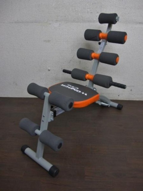 ワンダーコア 腹筋マシン （ トレーニング・健康器具）の買取
