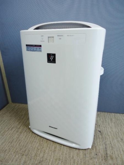 シャープ 空気清浄機 KC-B70 2013年製 【モノ市場 知立店】４１ SHARP 加湿空気清浄機 KC-B70-W 13年製 （ その他家電）の買取価格