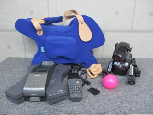 SONY/ソニー AIBO アイボ ERS-111 ジャンク ケース付 （ その他家電