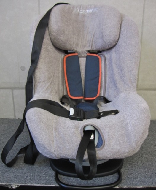 マキシコシ Milofix マイロフィックス ISOFIX カバー付