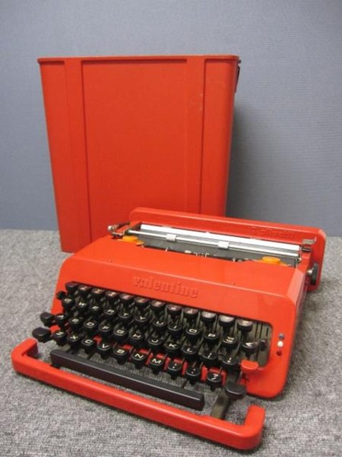 オリベッティ タイプライター バレンタイン 赤バケツ （ サーバ）の