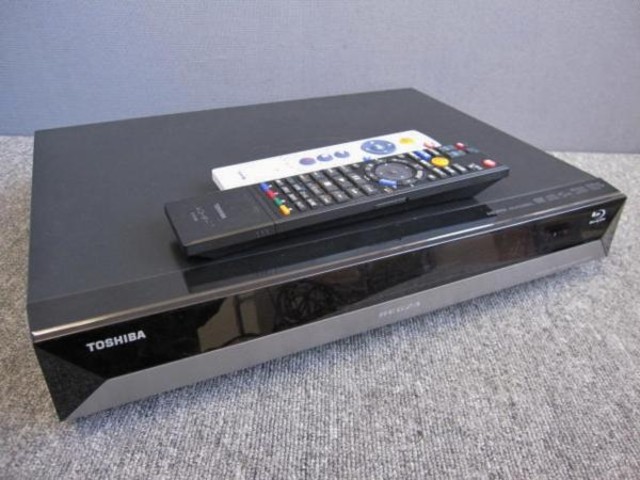東芝 REGZA ブルーレイレコーダー RD-BZ700 11年製