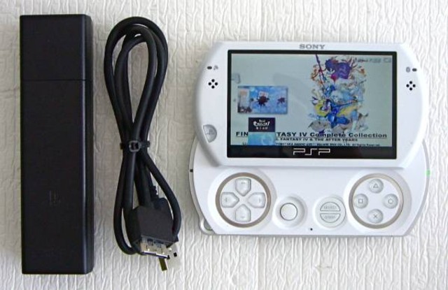 PSP go 白 PSP-N1000 （ PSP本体）の買取価格 （ID:11814）｜おいくら