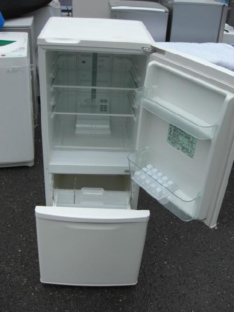 Panasonic冷蔵庫262L 福岡市内一部　配達無料！ 福岡市内配送設置無料 パナソニック Panasonic NR-B265B-S 262L