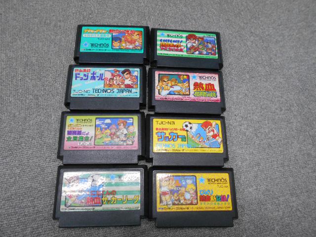 出品金額仮 ファミコンカセット 約25本 バラ売り可　一部取説あり 出品金額仮 ファミコンカセット 約25本 バラ売り可 一部取説あり