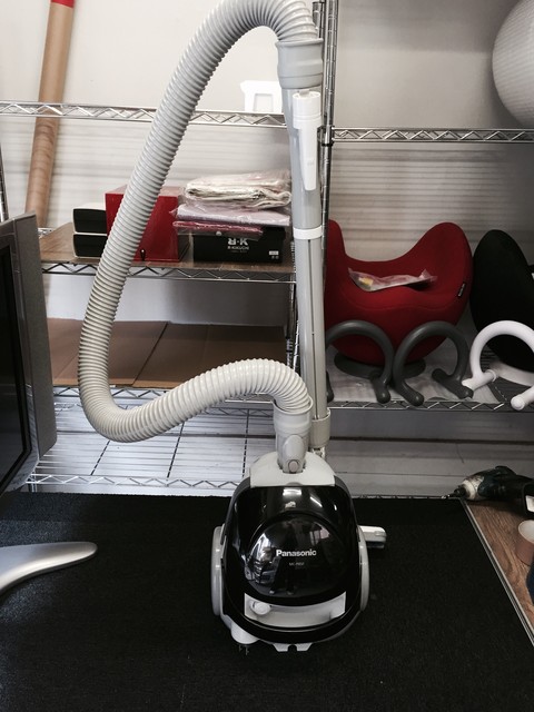 Panasonic 紙パック式掃除機 MC-PB5F 2015年製