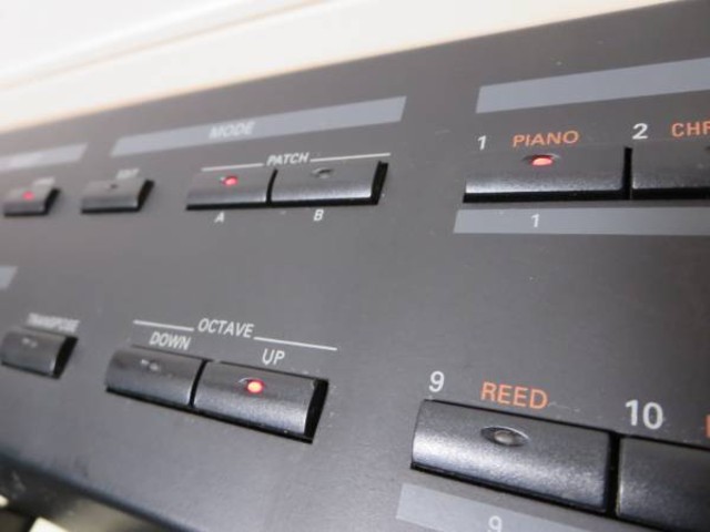 Roland☆A-33☆MIDIキーボード☆76鍵盤 ローランド （ キーボード