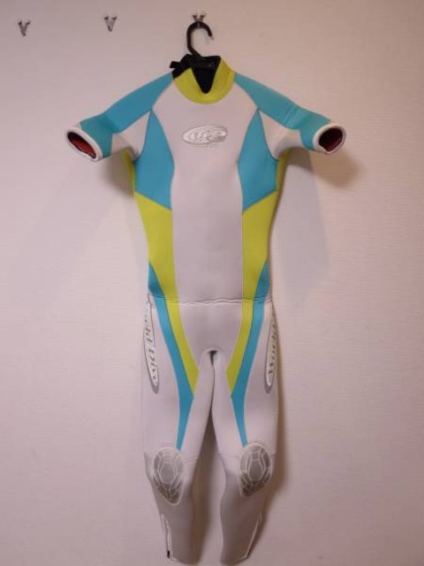 WORLD DIVE★ウェットスーツ レディース★長袖付き
