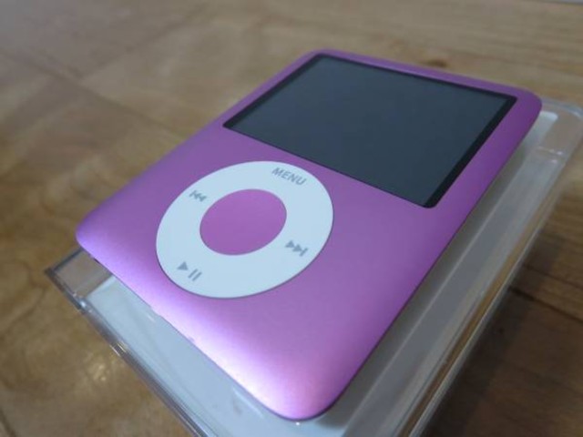 Ipod Nano 8gb 第3世代 ピンク Apple 充電器付 Ipod Mini Nano Shuffle Touch の買取価格 Id おいくら